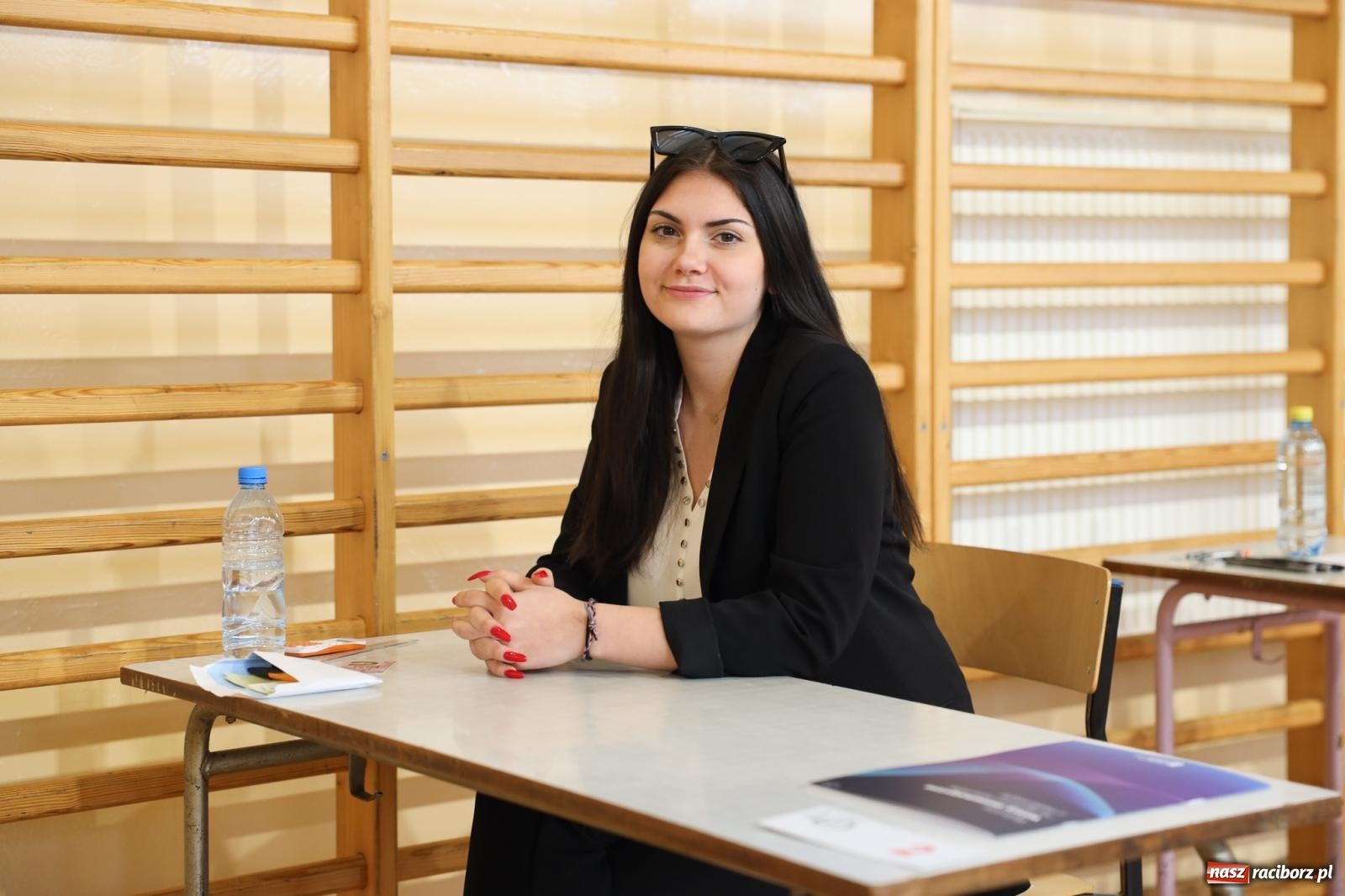 Zdjęcie w galerii na portalu naszraciborz.pl: Królowa nauk na maturze w II LO [FOTO] wiadomości z regionu