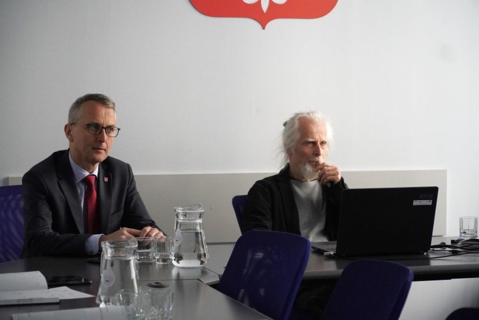 Zdjęcie w galerii na portalu naszraciborz.pl: Podjęto dalsze kroki w sprawie zagospodarowania dworca PKP w Raciborzu wiadomości z regionu