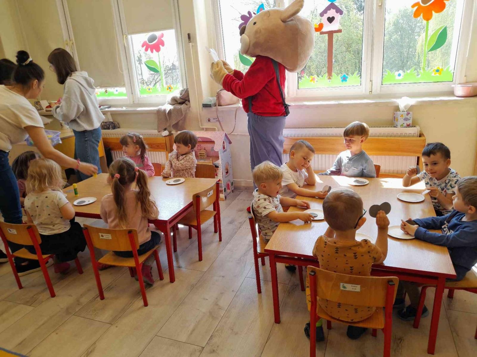 Zdjęcie w galerii na portalu naszraciborz.pl: Bawimy się i uczymy z Misią Marysią wiadomości z regionu
