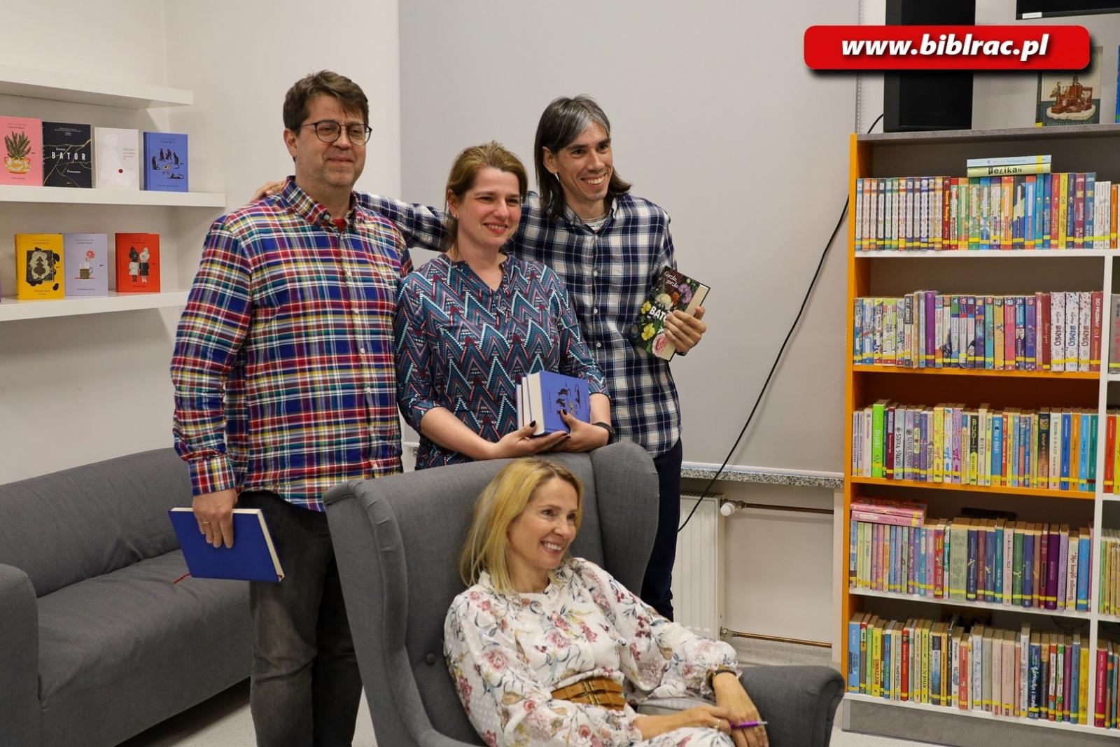 Zdjęcie w galerii na portalu naszraciborz.pl: Joanna Bator w raciborskiej bibliotece wiadomości z regionu