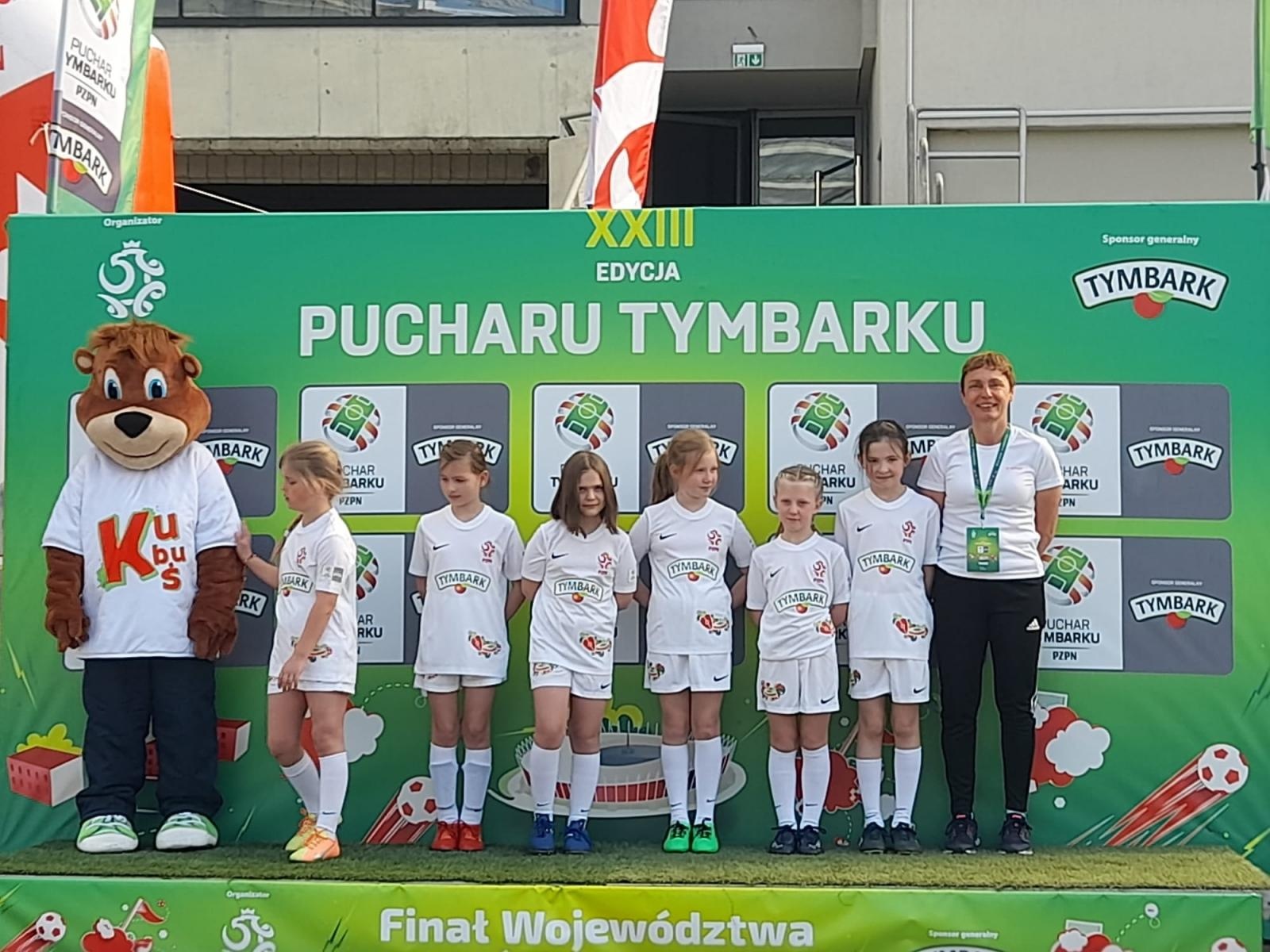 Zdjęcie w galerii na portalu naszraciborz.pl: III miejsce piłkarek z Rudnika w finale wojewódzkim o Puchar Tymbarku wiadomości z regionu