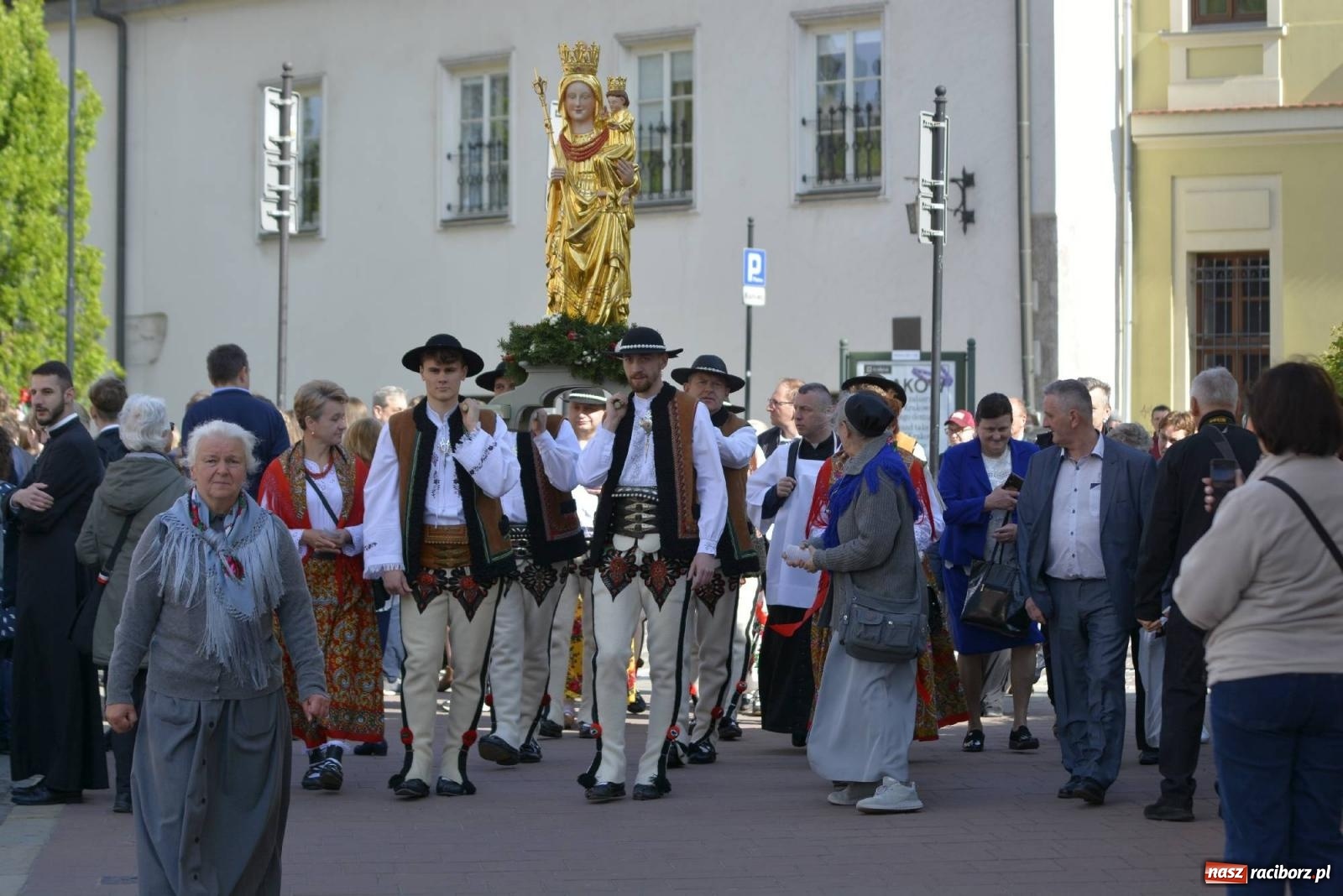 Zdjęcie w galerii na portalu naszraciborz.pl: Z Wawelu na Skałkę z górnośląskim akcentem [FOTO i WIDEO] wiadomości z regionu