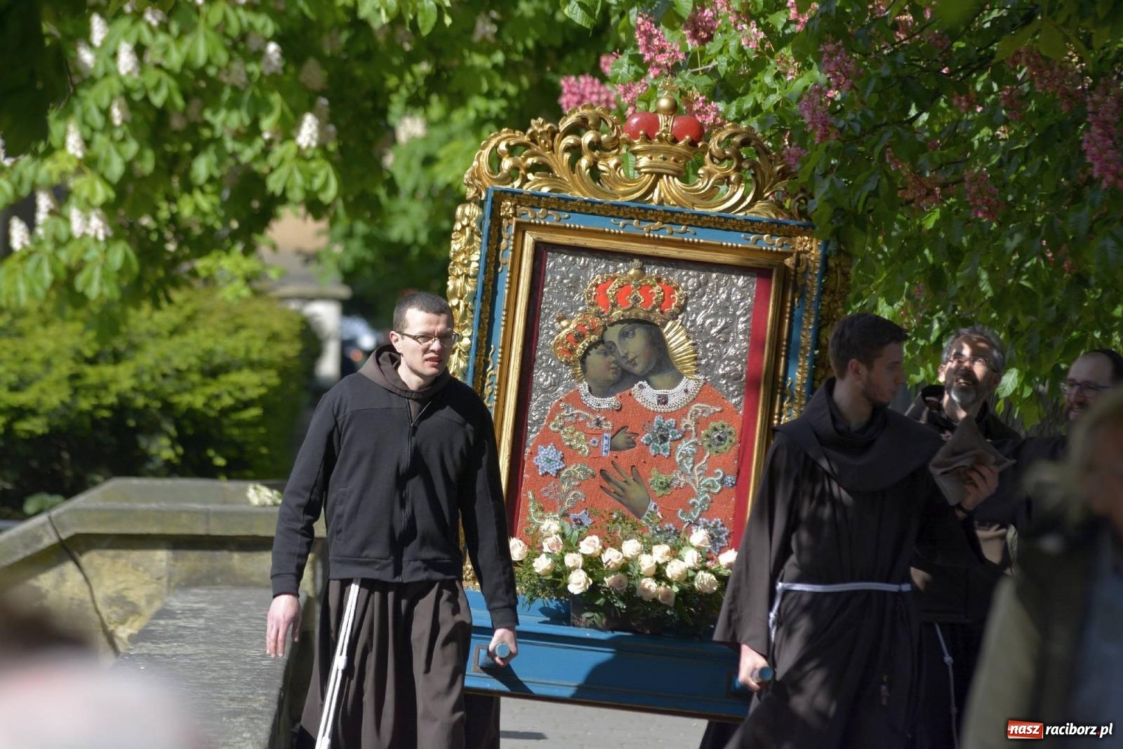 Zdjęcie w galerii na portalu naszraciborz.pl: Z Wawelu na Skałkę z górnośląskim akcentem [FOTO i WIDEO] wiadomości z regionu