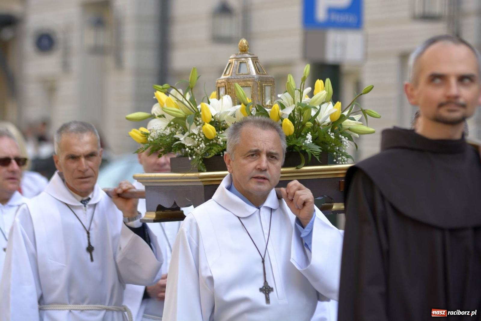 Zdjęcie w galerii na portalu naszraciborz.pl: Z Wawelu na Skałkę z górnośląskim akcentem [FOTO i WIDEO] wiadomości z regionu