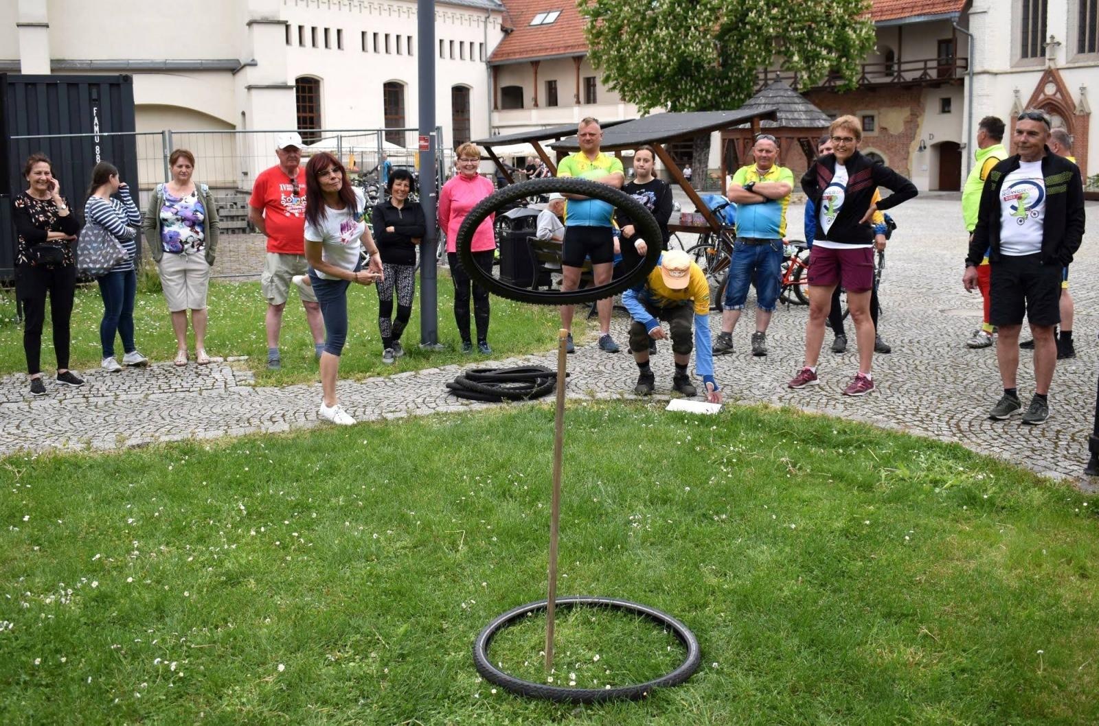 Zdjęcie w galerii na portalu naszraciborz.pl: Śladami Obrońców Granic. Rodzinnie rowerem po ziemi raciborskiej [FOTO] wiadomości z regionu