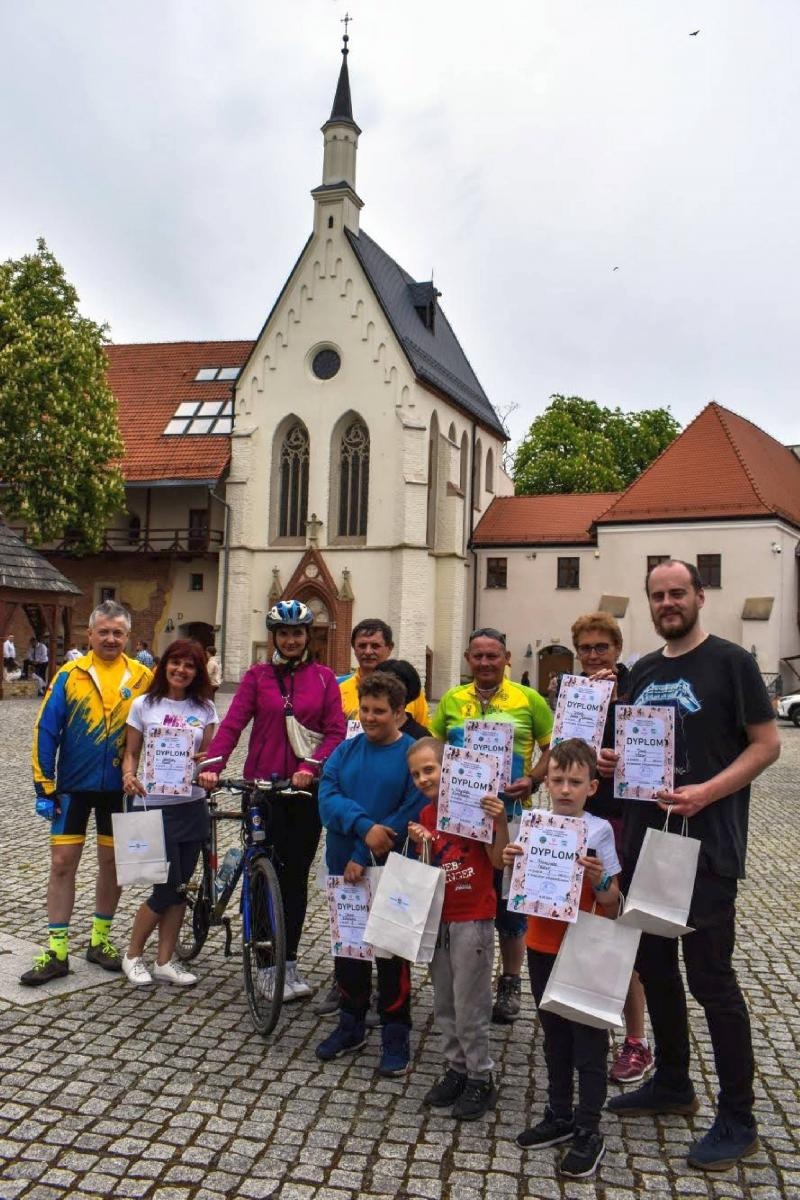 Zdjęcie w galerii na portalu naszraciborz.pl: Śladami Obrońców Granic. Rodzinnie rowerem po ziemi raciborskiej [FOTO] wiadomości z regionu