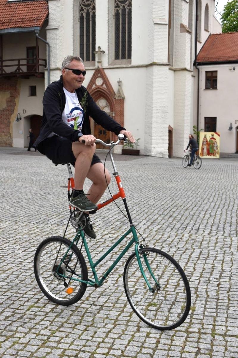 Zdjęcie w galerii na portalu naszraciborz.pl: Śladami Obrońców Granic. Rodzinnie rowerem po ziemi raciborskiej [FOTO] wiadomości z regionu