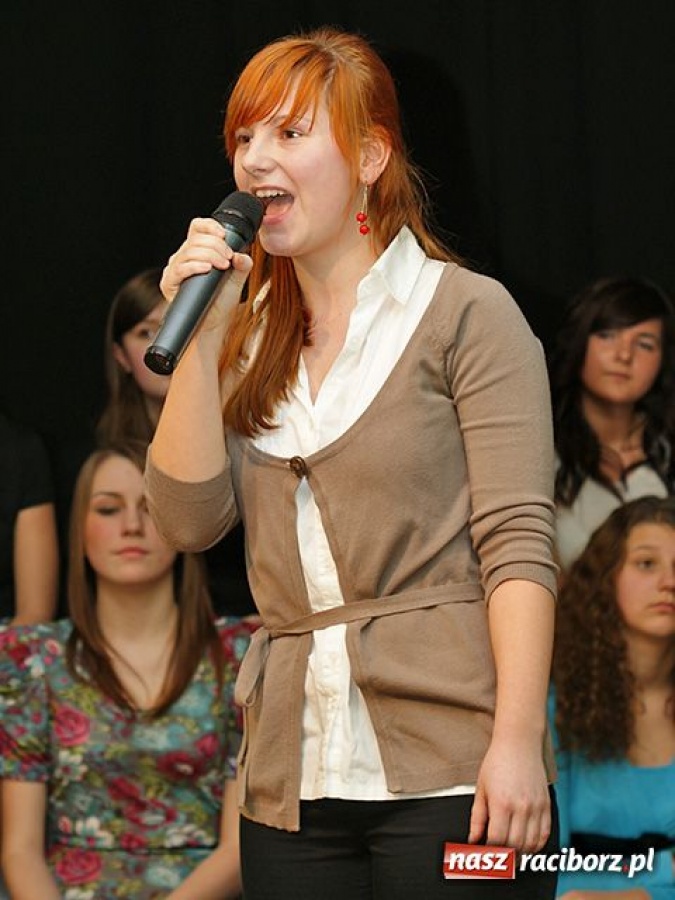Zdjęcie w galerii na portalu naszraciborz.pl: Piosenki zimowe i świąteczne w MDK wiadomości z regionu