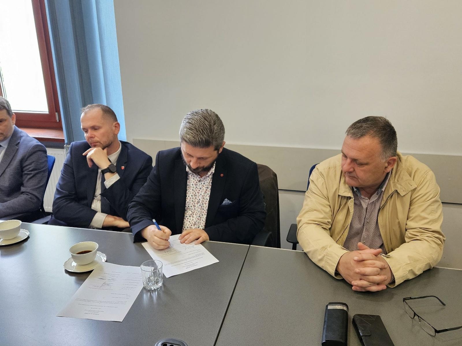 Zdjęcie w galerii na portalu naszraciborz.pl: Powiększa się Raciborski Klaster Energii  wiadomości z regionu