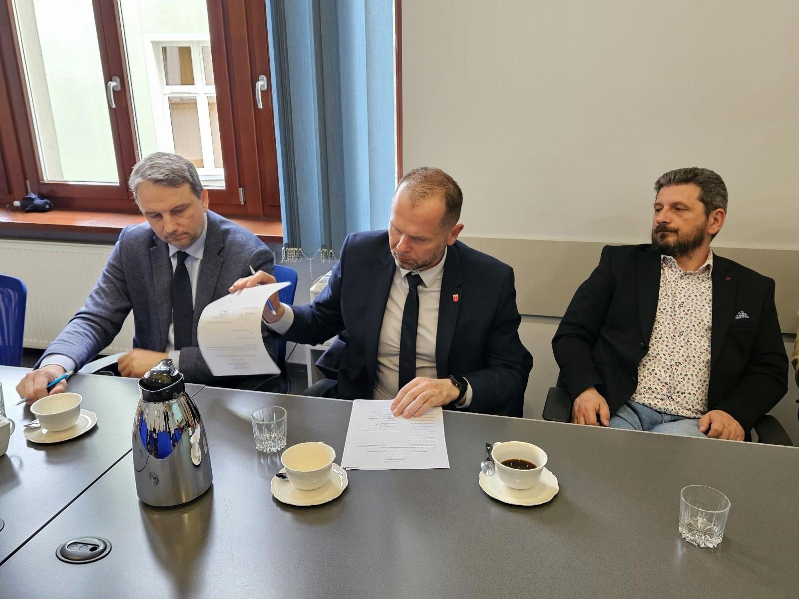 Zdjęcie w galerii na portalu naszraciborz.pl: Powiększa się Raciborski Klaster Energii  wiadomości z regionu