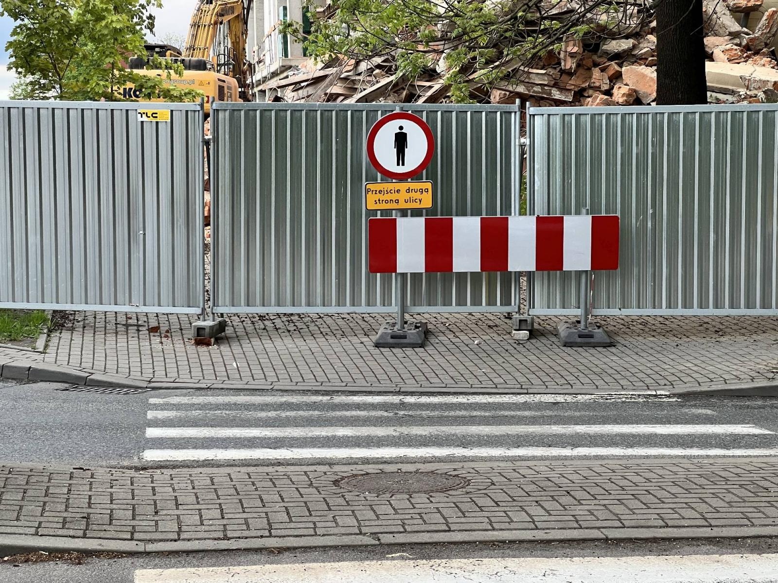 Zdjęcie w galerii na portalu naszraciborz.pl: Uwaga kierowcy. Ruszył remont Kolejowej od wiaduktu do Głowackiego wiadomości z regionu