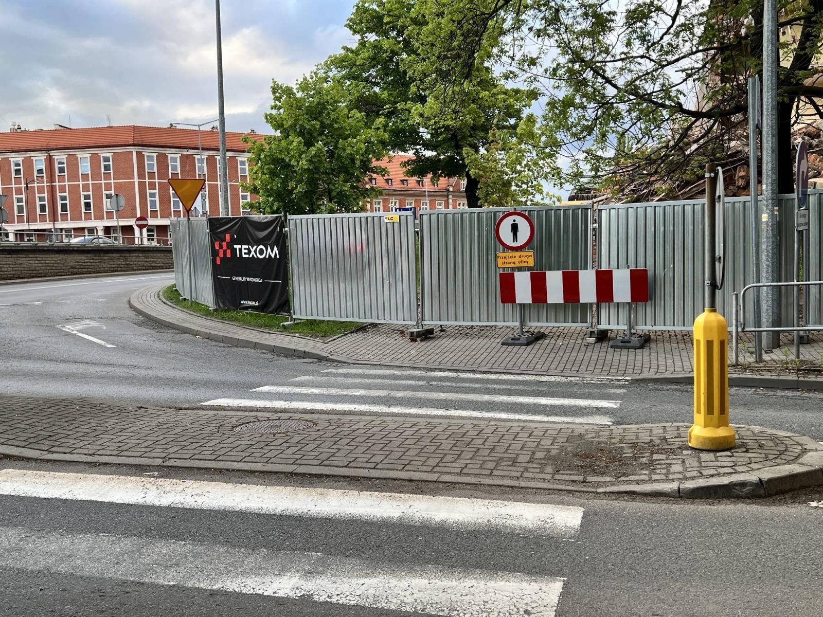 Zdjęcie w galerii na portalu naszraciborz.pl: Uwaga kierowcy. Ruszył remont Kolejowej od wiaduktu do Głowackiego wiadomości z regionu