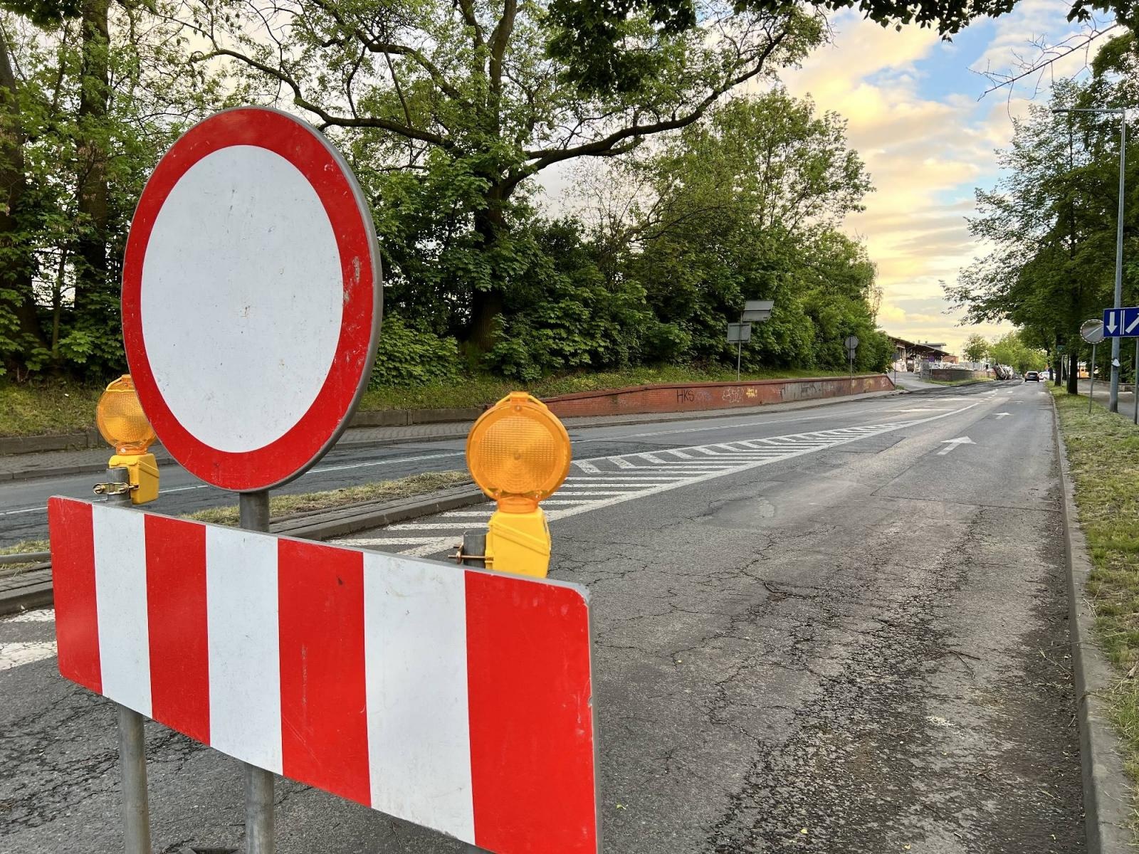 Zdjęcie w galerii na portalu naszraciborz.pl: Uwaga kierowcy. Ruszył remont Kolejowej od wiaduktu do Głowackiego wiadomości z regionu