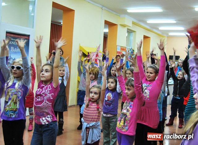 Zdjęcie w galerii na portalu naszraciborz.pl: Rockowe popołudnie z Hannah Montana wiadomości z regionu