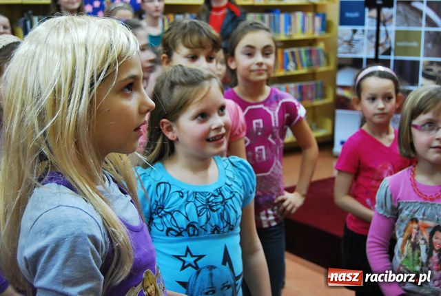 Zdjęcie w galerii na portalu naszraciborz.pl: Rockowe popołudnie z Hannah Montana wiadomości z regionu