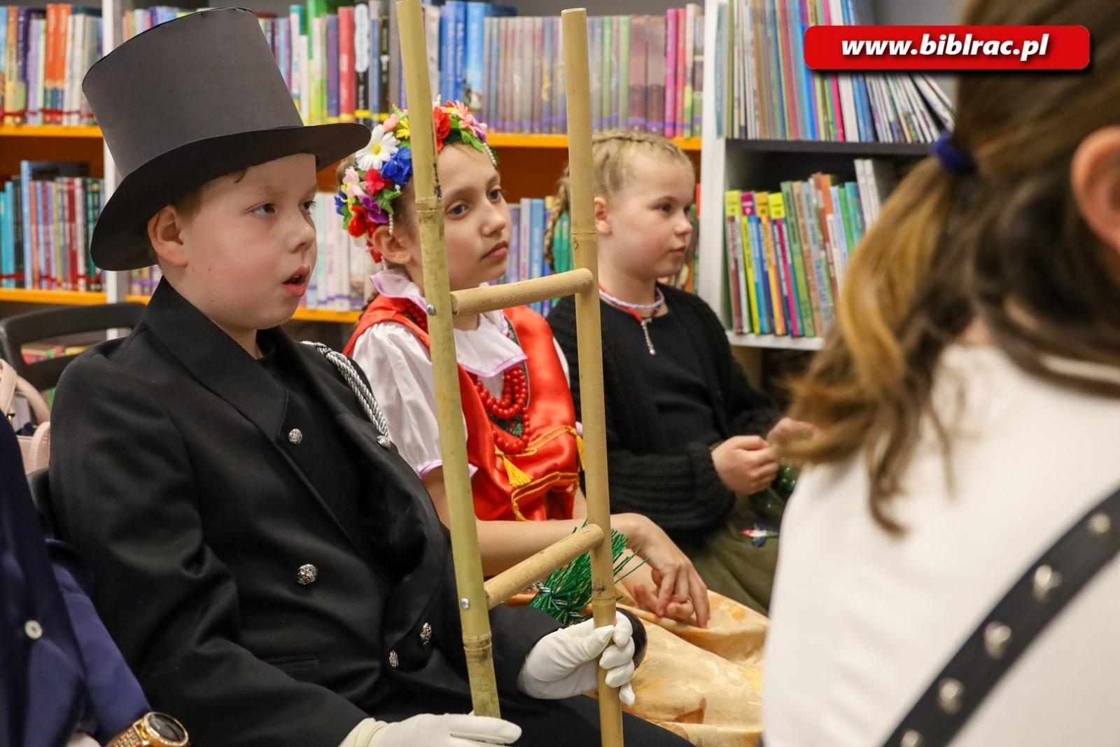 Zdjęcie w galerii na portalu naszraciborz.pl: Konkurs gwary w raciborskiej bibliotece wiadomości z regionu
