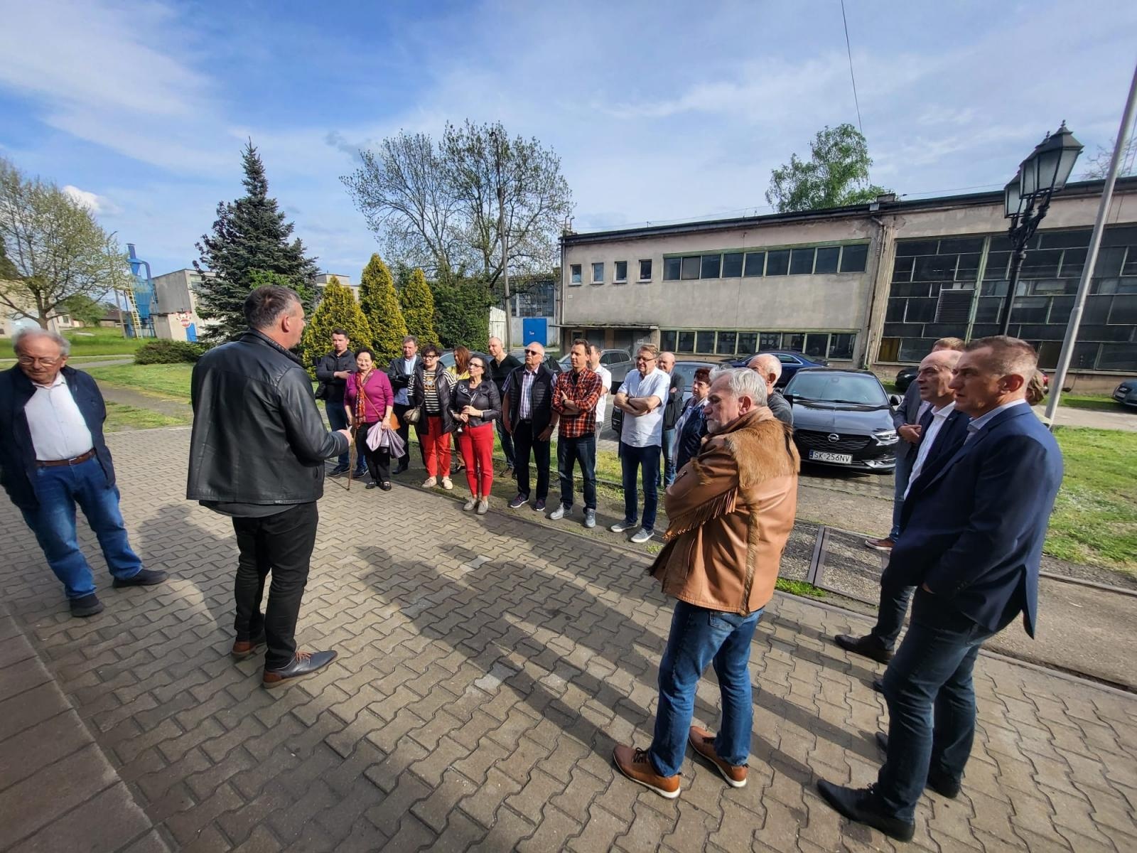 Zdjęcie w galerii na portalu naszraciborz.pl: Członkowie Raciborskiej Izby Gospodarczej zwiedzili Odlewnię Rafamet wiadomości z regionu