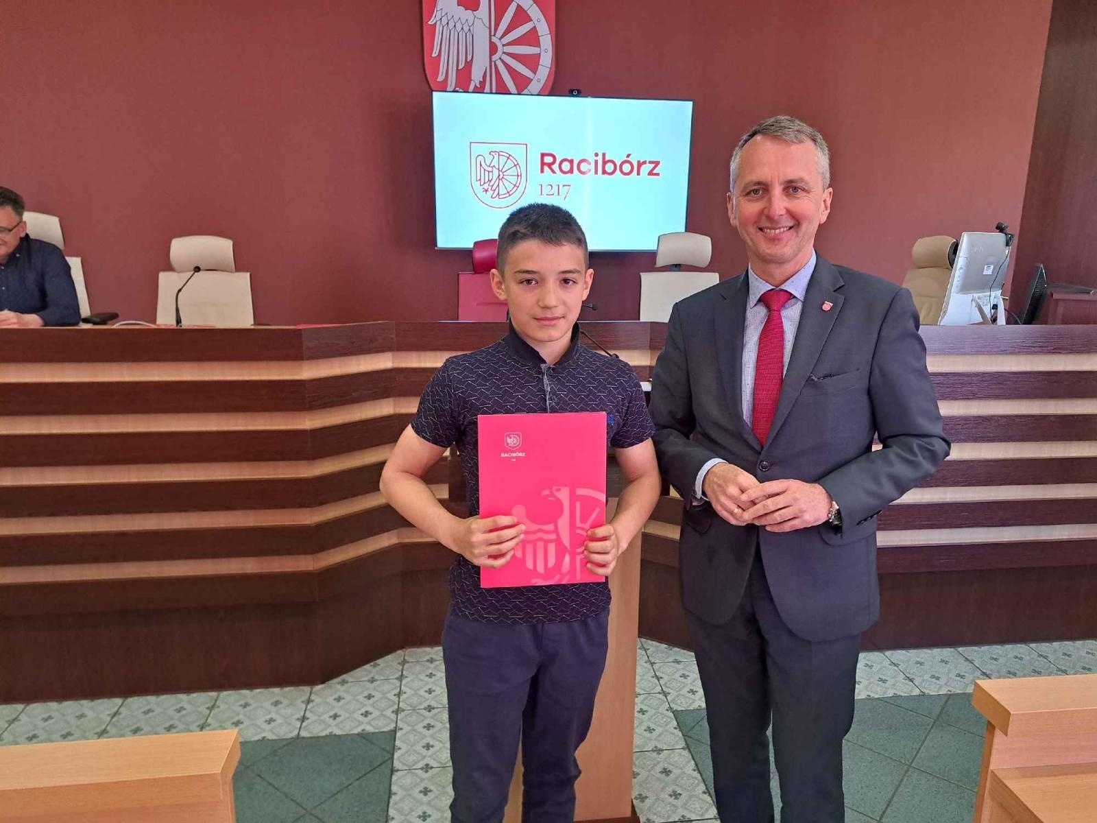 Zdjęcie w galerii na portalu naszraciborz.pl: Miasto nagrodziło raciborskich sportowców wiadomości z regionu