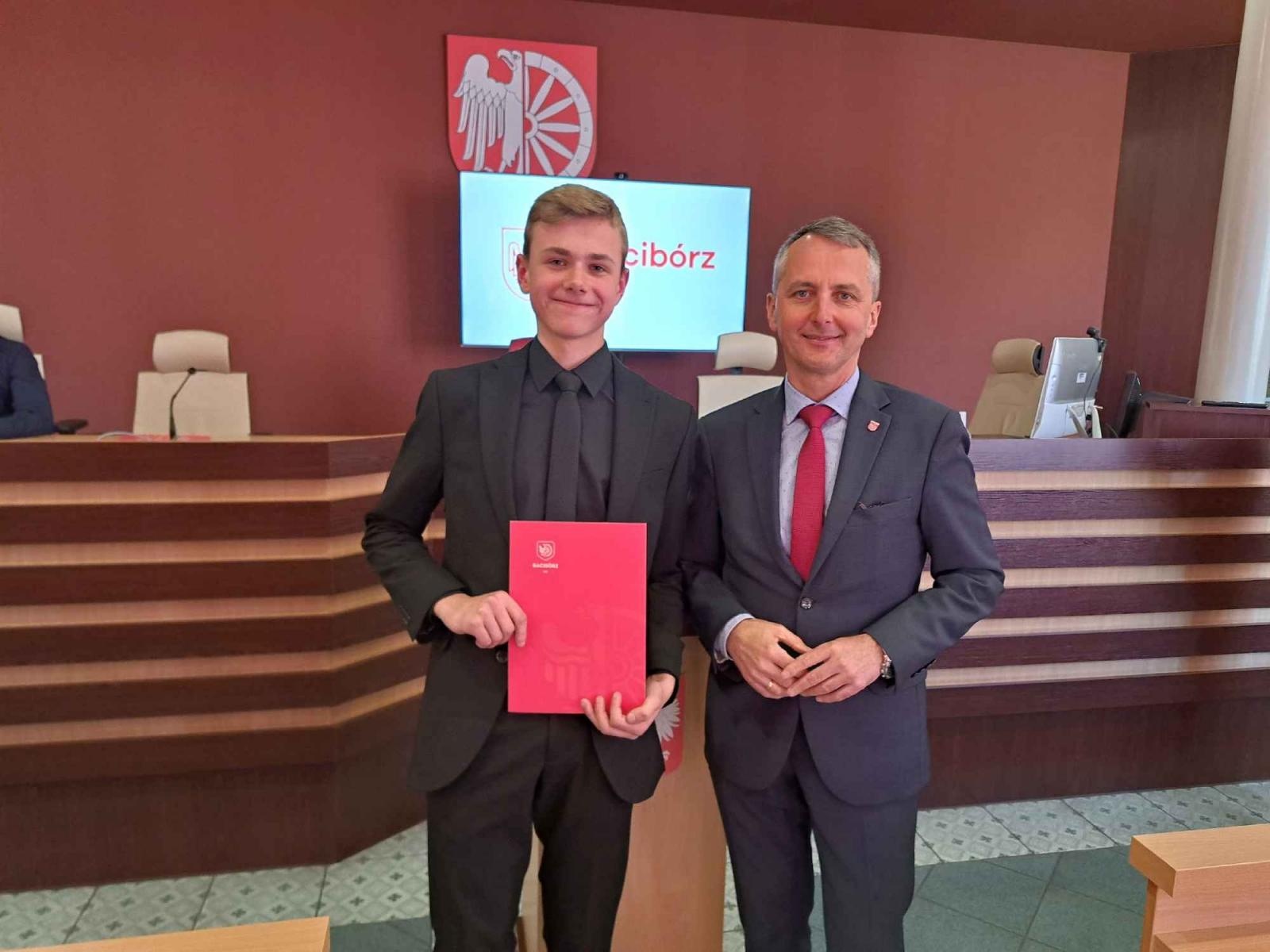 Zdjęcie w galerii na portalu naszraciborz.pl: Miasto nagrodziło raciborskich sportowców wiadomości z regionu