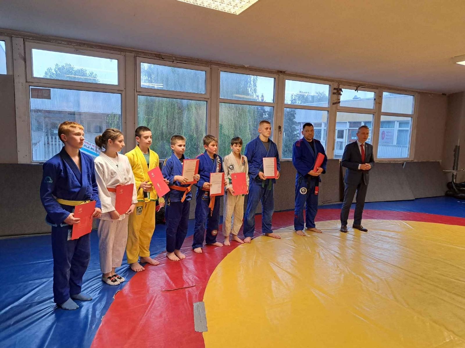 Zdjęcie w galerii na portalu naszraciborz.pl: Miasto nagrodziło raciborskich sportowców wiadomości z regionu