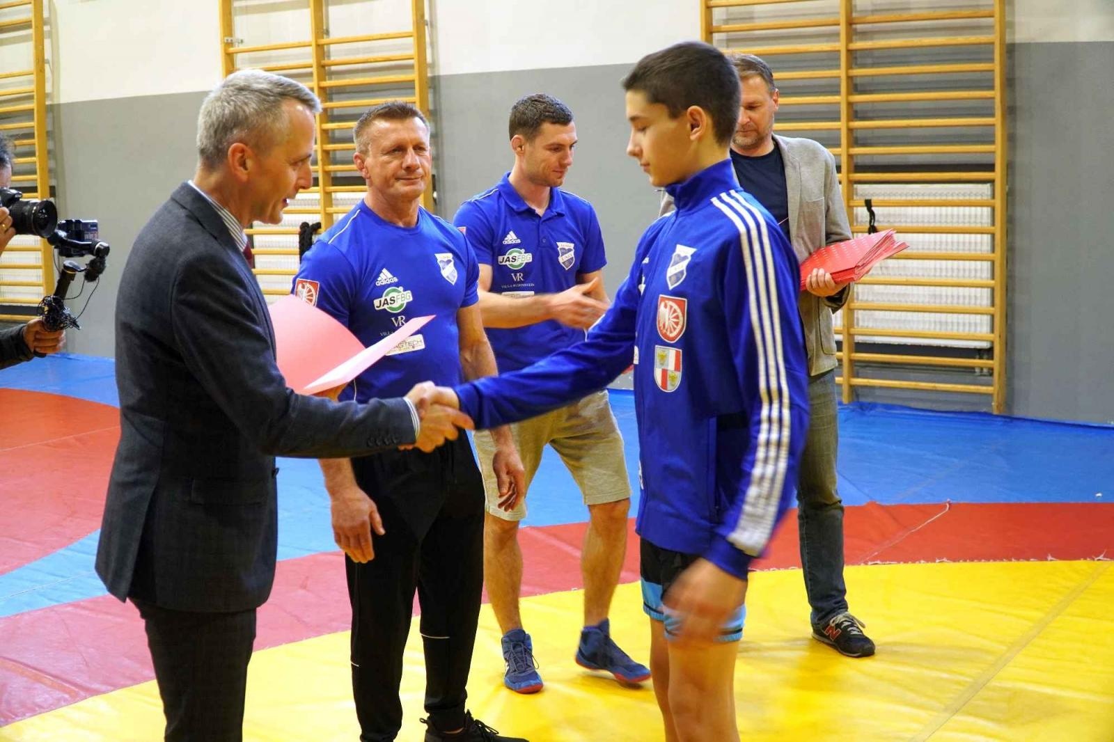 Zdjęcie w galerii na portalu naszraciborz.pl: Miasto nagrodziło raciborskich sportowców wiadomości z regionu