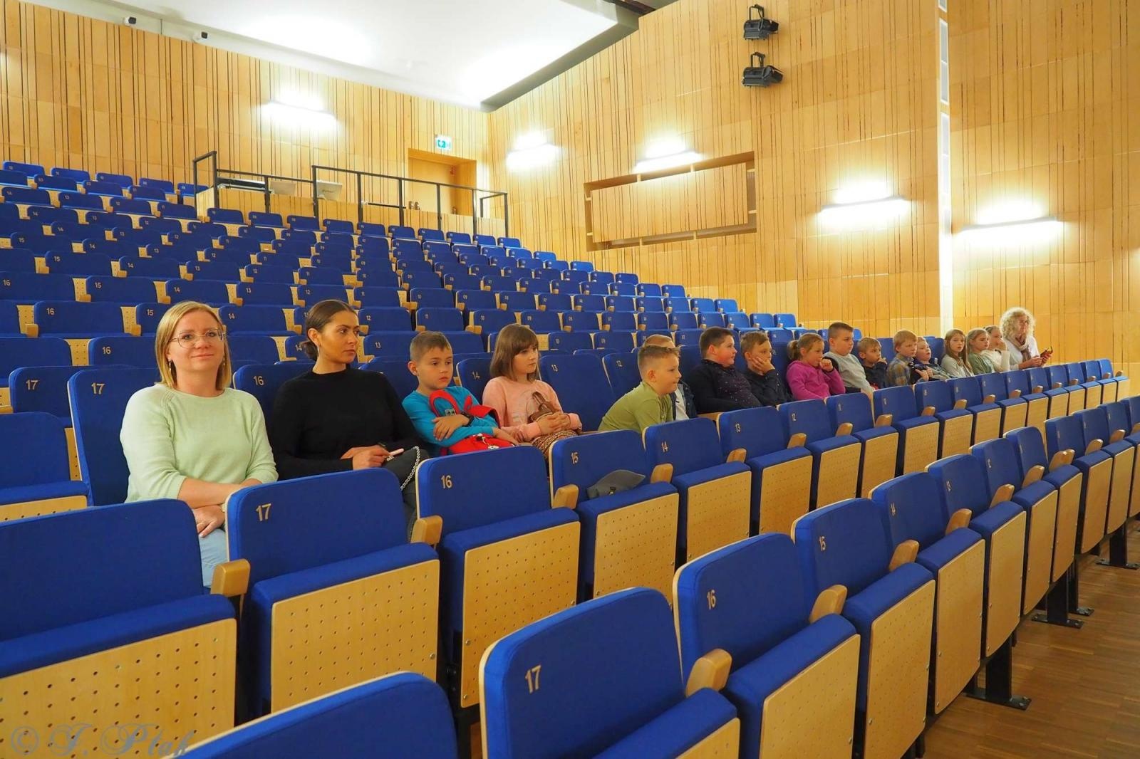Zdjęcie w galerii na portalu naszraciborz.pl: Fotomigawki z audycji muzycznej w PSM wiadomości z regionu