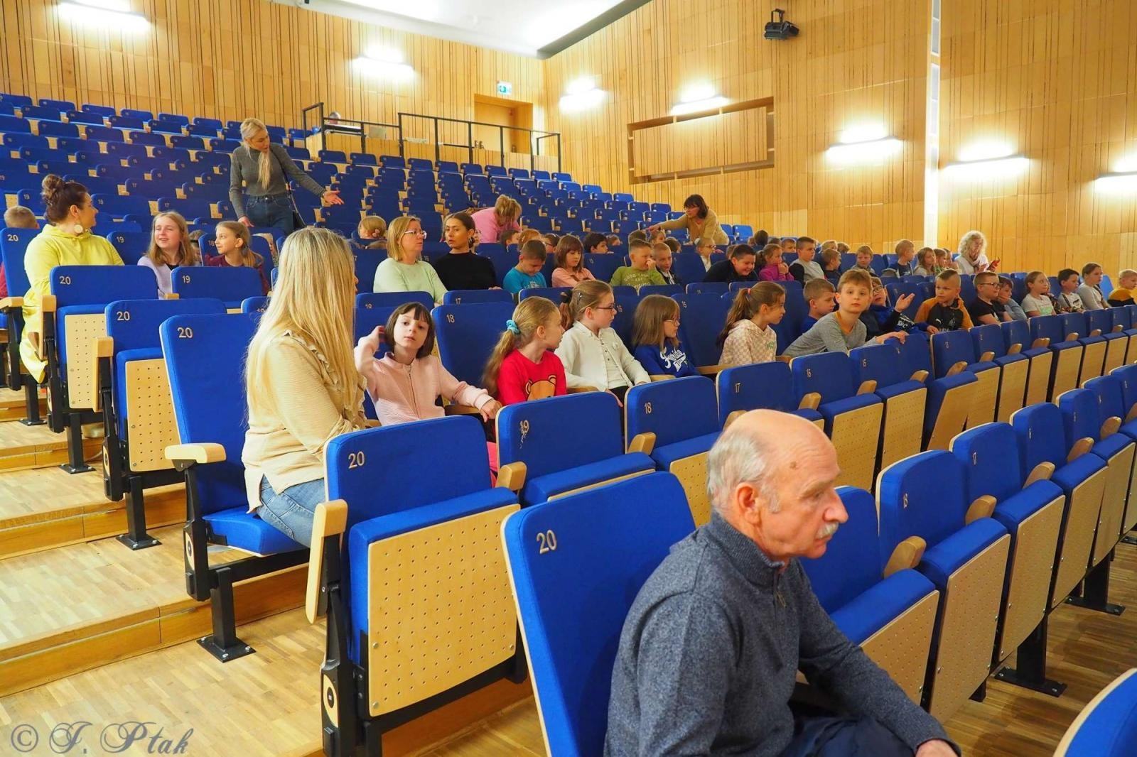 Zdjęcie w galerii na portalu naszraciborz.pl: Fotomigawki z audycji muzycznej w PSM wiadomości z regionu