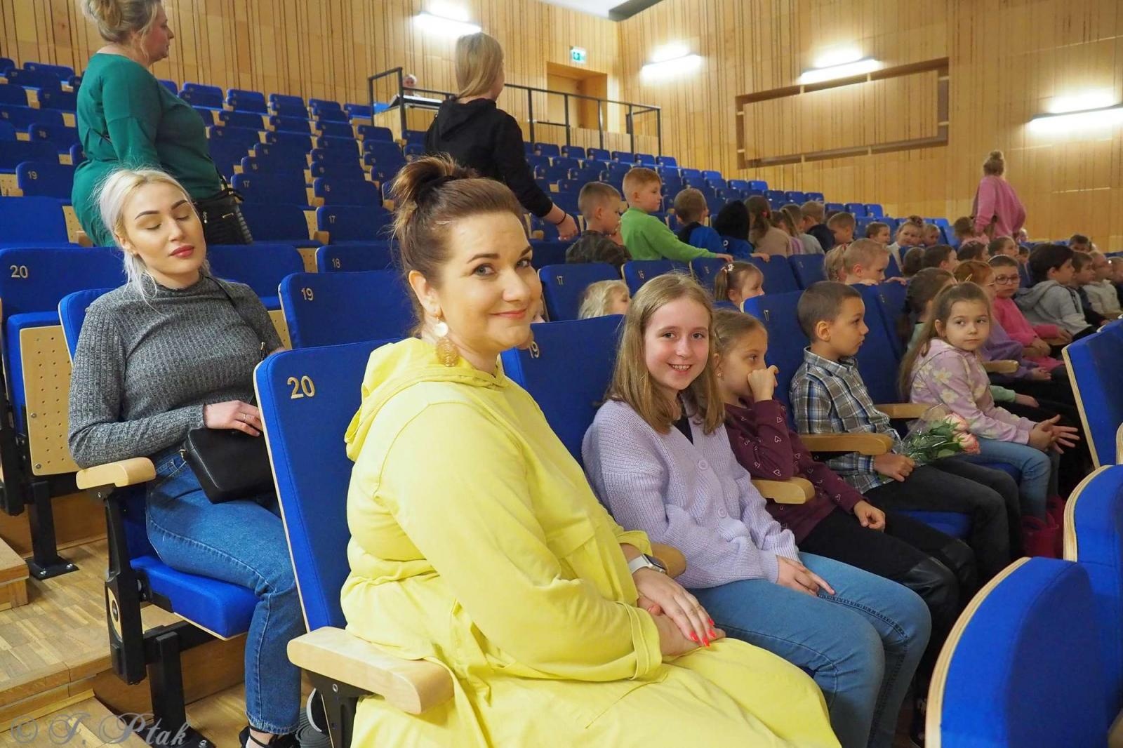 Zdjęcie w galerii na portalu naszraciborz.pl: Fotomigawki z audycji muzycznej w PSM wiadomości z regionu