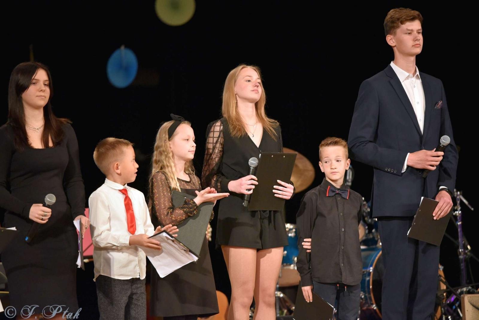 Zdjęcie w galerii na portalu naszraciborz.pl: Muzyczne przywołanie lata w RCK [FOTO i WIDEO] wiadomości z regionu