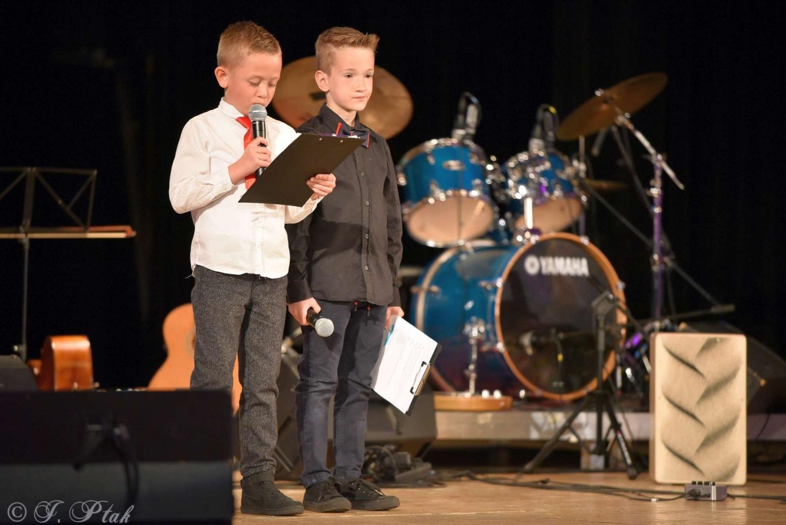 Zdjęcie w galerii na portalu naszraciborz.pl: Muzyczne przywołanie lata w RCK [FOTO i WIDEO] wiadomości z regionu