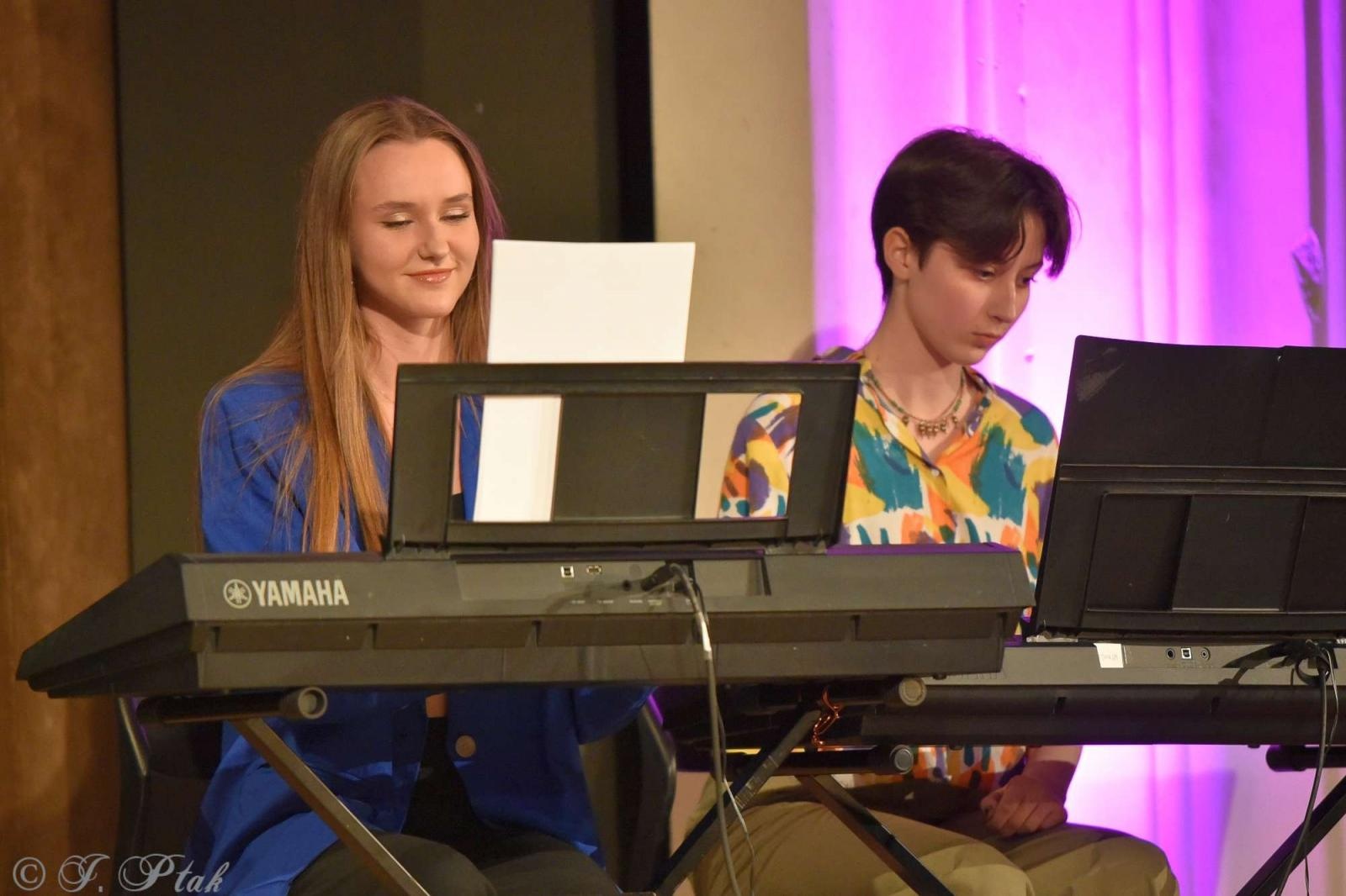 Zdjęcie w galerii na portalu naszraciborz.pl: Muzyczne przywołanie lata w RCK [FOTO i WIDEO] wiadomości z regionu