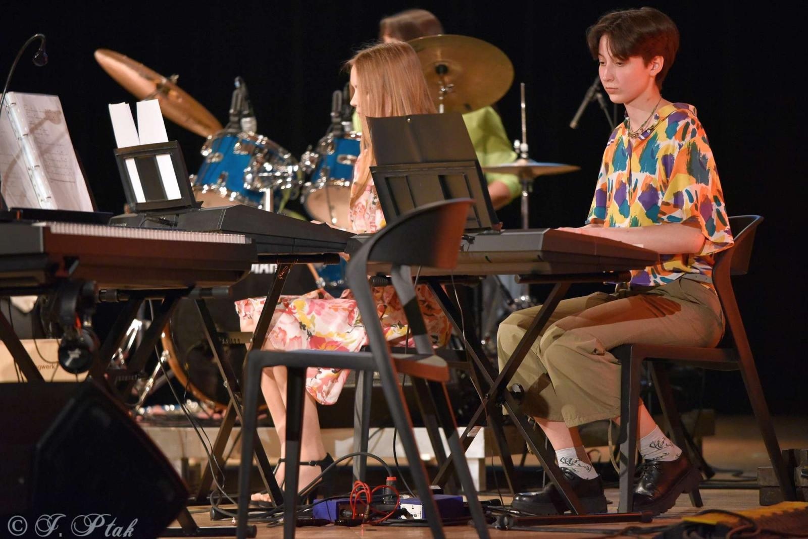 Zdjęcie w galerii na portalu naszraciborz.pl: Muzyczne przywołanie lata w RCK [FOTO i WIDEO] wiadomości z regionu