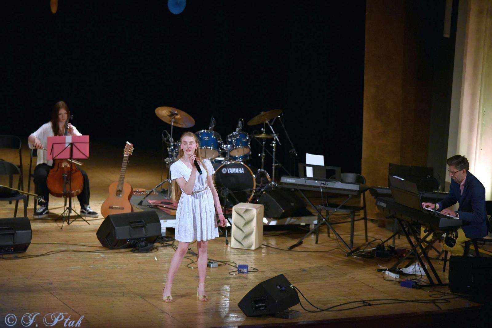 Zdjęcie w galerii na portalu naszraciborz.pl: Muzyczne przywołanie lata w RCK [FOTO i WIDEO] wiadomości z regionu