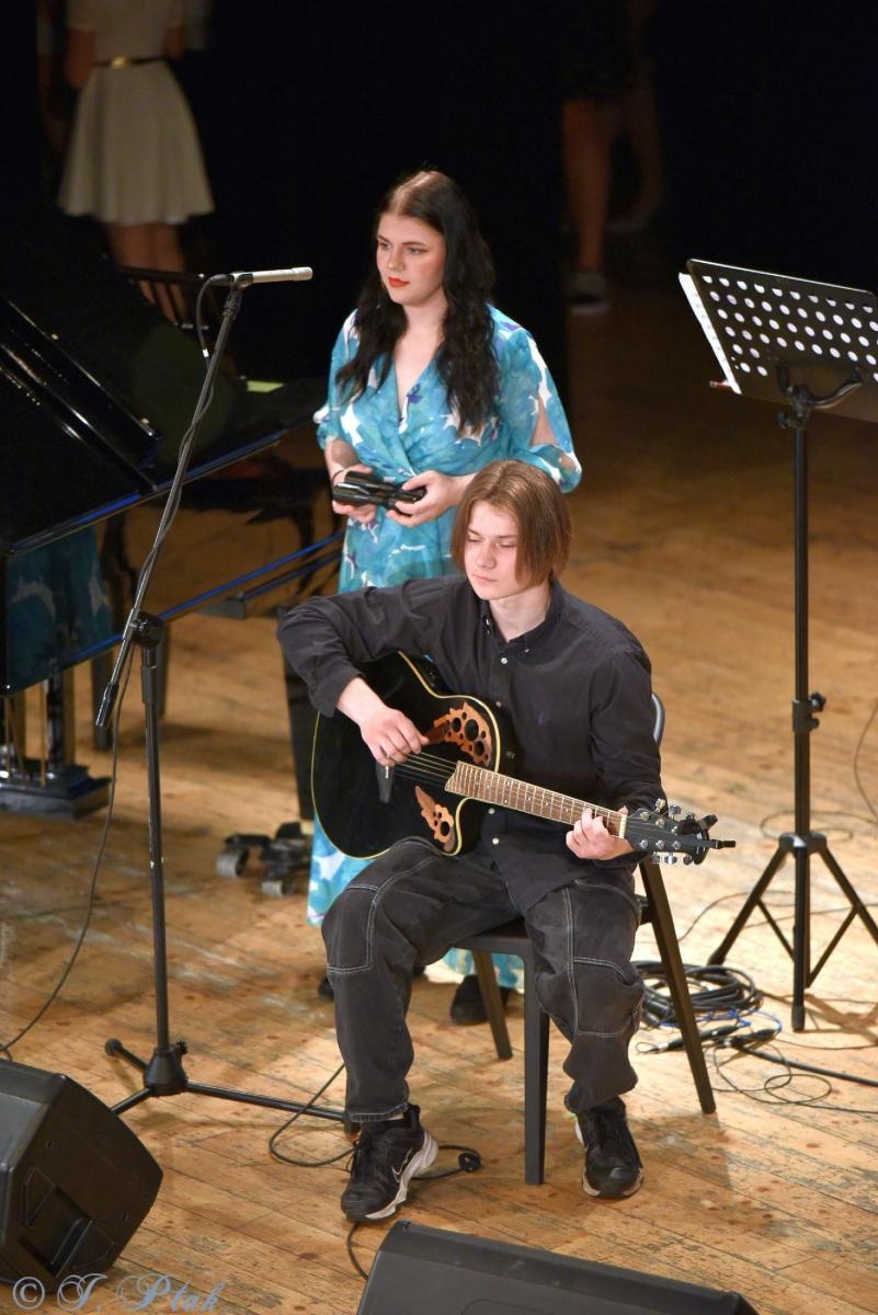 Zdjęcie w galerii na portalu naszraciborz.pl: Muzyczne przywołanie lata w RCK [FOTO i WIDEO] wiadomości z regionu