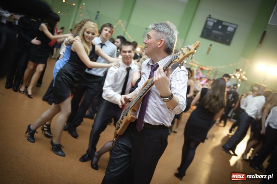 Zdjęcie w galerii na portalu naszraciborz.pl: Studniówka Mickiewicza wiadomości z regionu