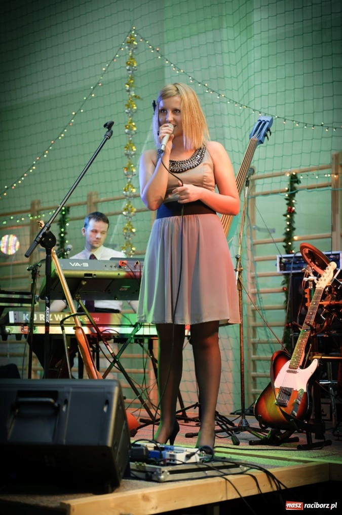 Zdjęcie w galerii na portalu naszraciborz.pl: Studniówka Mickiewicza wiadomości z regionu