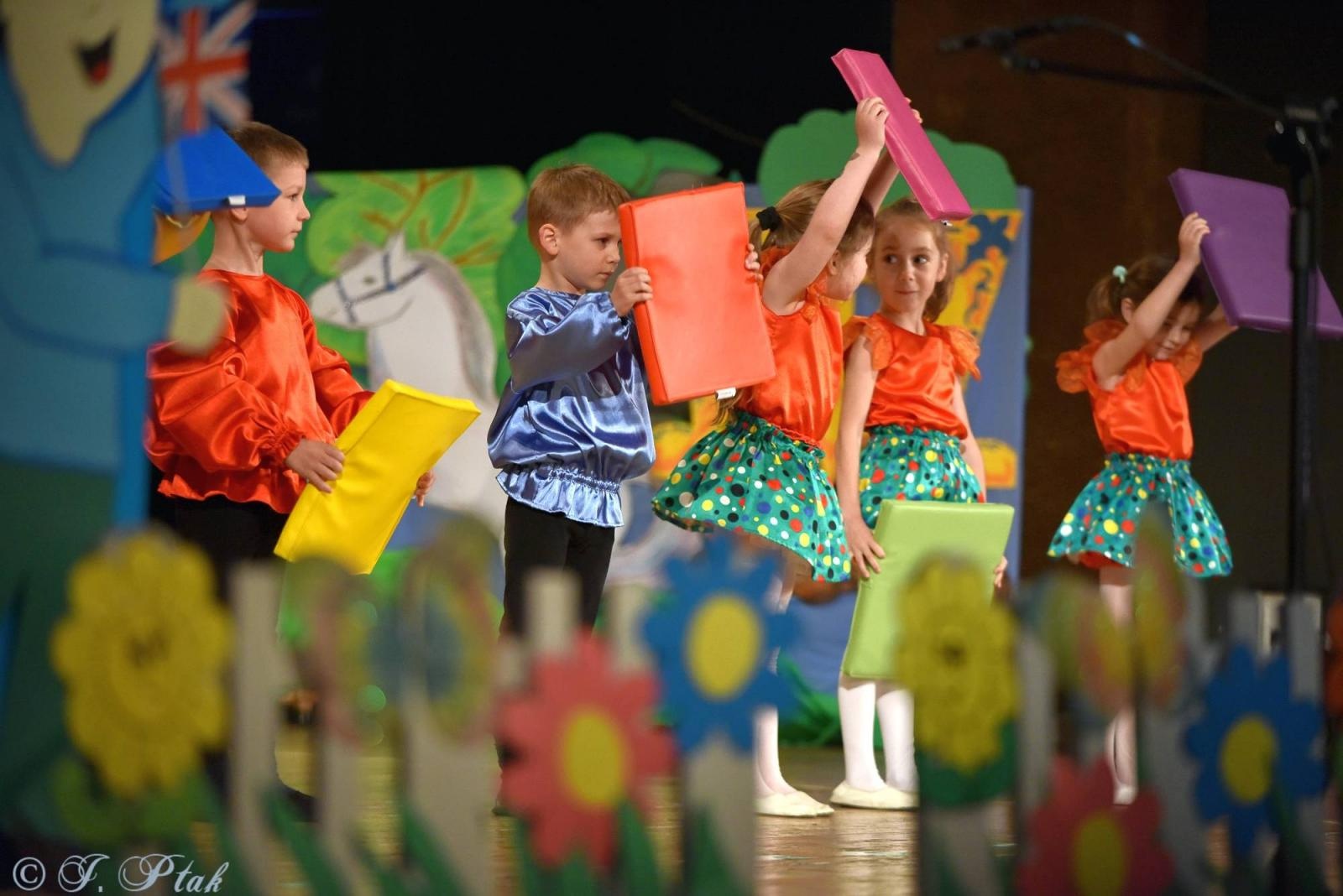 Zdjęcie w galerii na portalu naszraciborz.pl: Gala XIII Mini Festiwalu Przedszkolaków RCK [FOTO i WIDEO] wiadomości z regionu