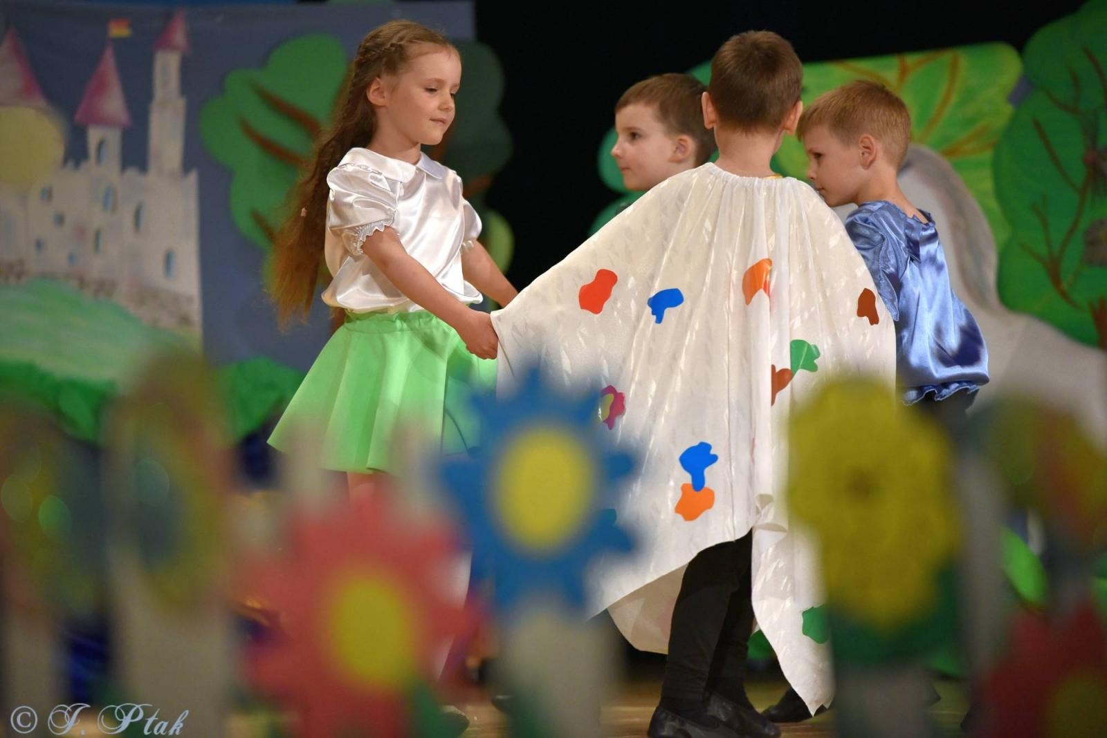 Zdjęcie w galerii na portalu naszraciborz.pl: Gala XIII Mini Festiwalu Przedszkolaków RCK [FOTO i WIDEO] wiadomości z regionu