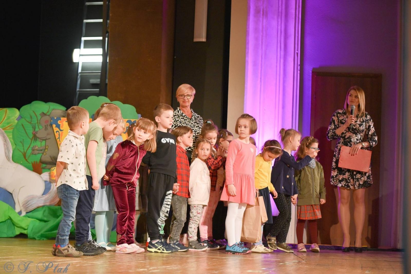 Zdjęcie w galerii na portalu naszraciborz.pl: Gala XIII Mini Festiwalu Przedszkolaków RCK [FOTO i WIDEO] wiadomości z regionu