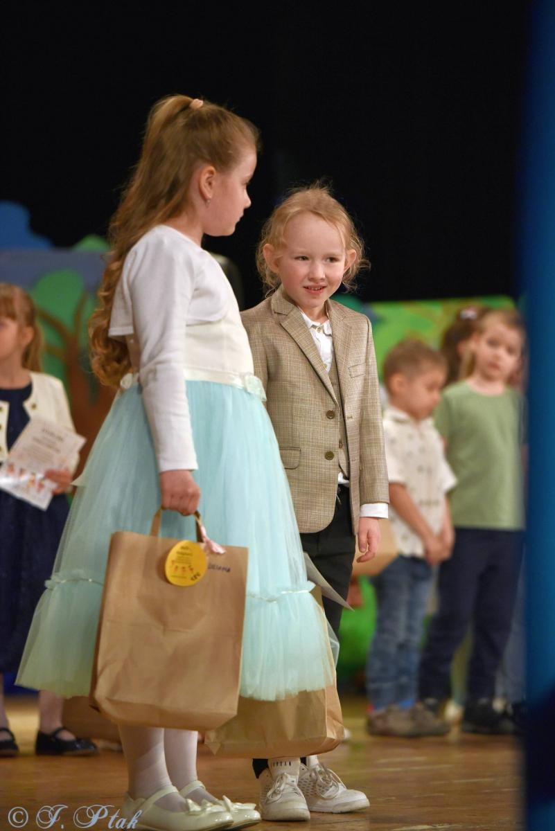 Zdjęcie w galerii na portalu naszraciborz.pl: Gala XIII Mini Festiwalu Przedszkolaków RCK [FOTO i WIDEO] wiadomości z regionu