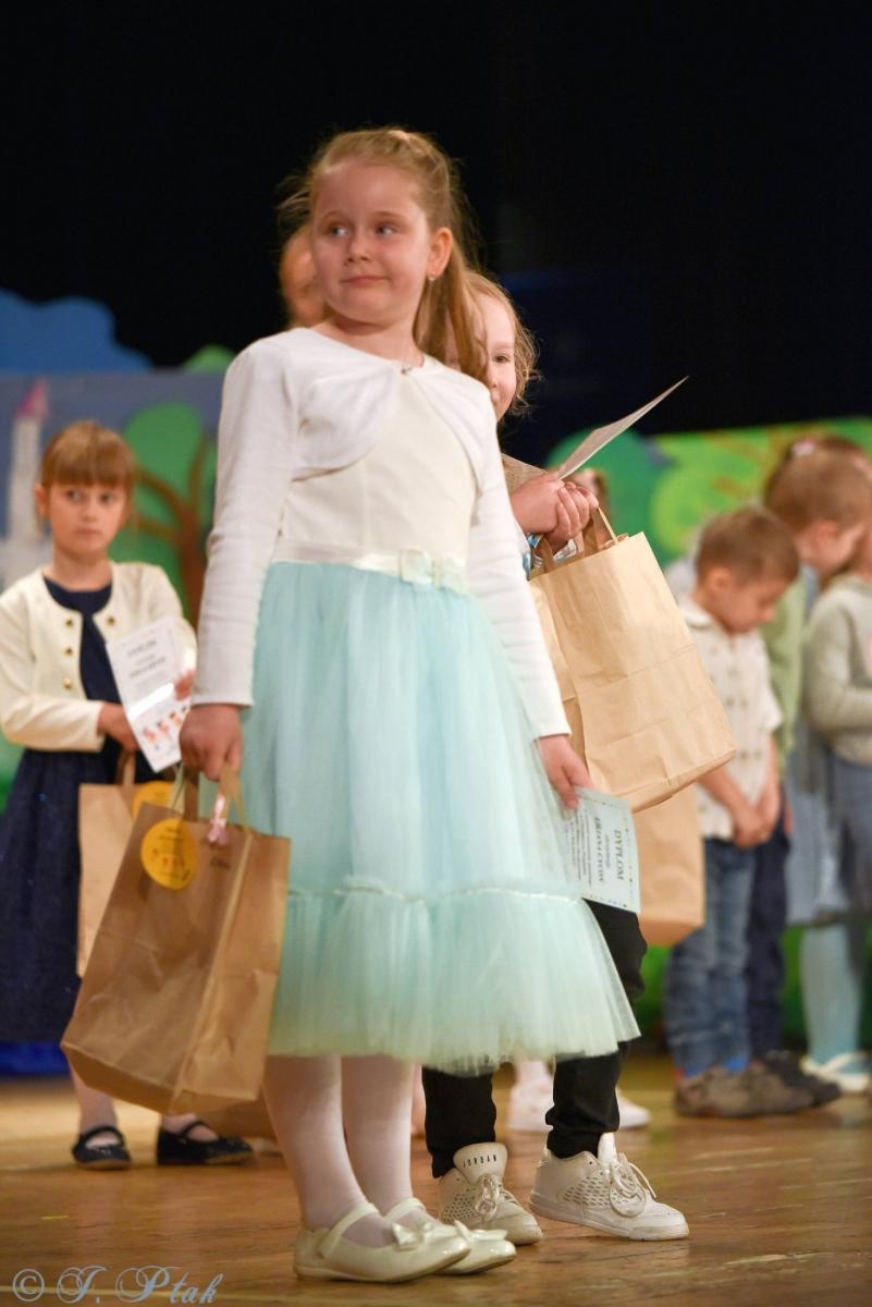 Zdjęcie w galerii na portalu naszraciborz.pl: Gala XIII Mini Festiwalu Przedszkolaków RCK [FOTO i WIDEO] wiadomości z regionu