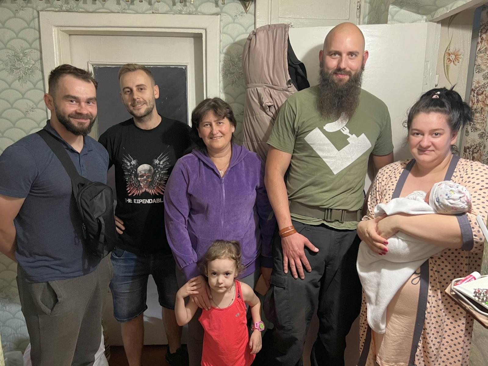 Zdjęcie w galerii na portalu naszraciborz.pl: Raciborzanin w grupie wspierających czarnobylskich samosiołów wiadomości z regionu