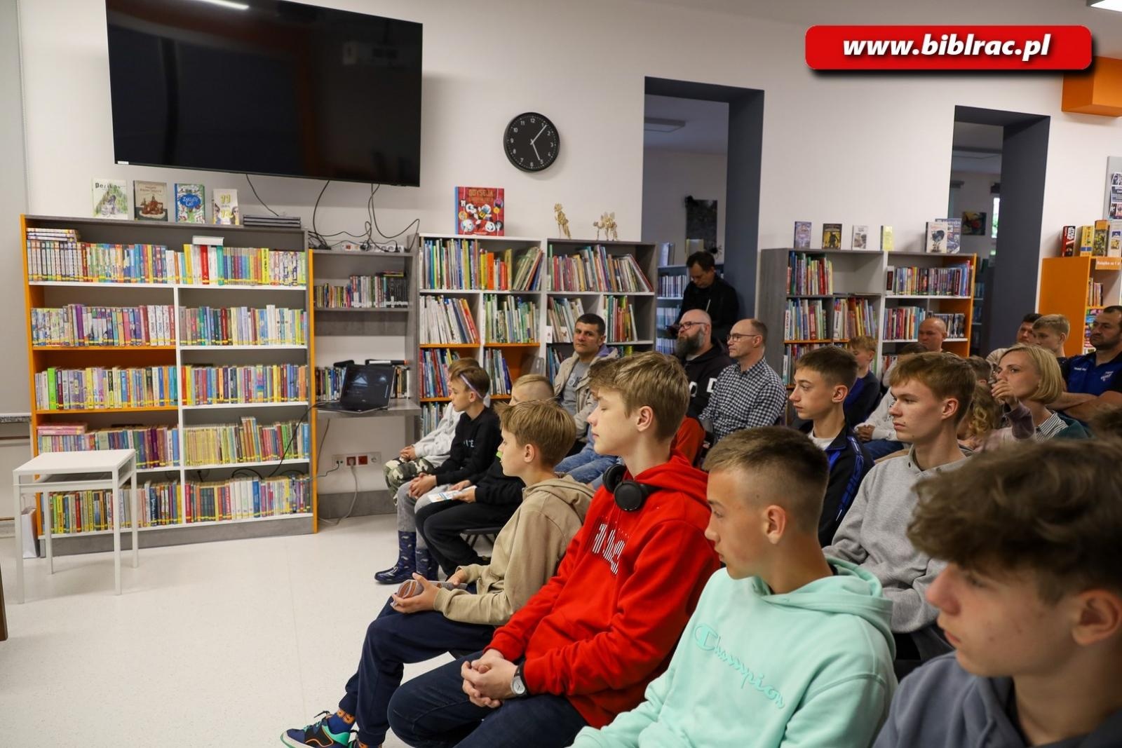 Zdjęcie w galerii na portalu naszraciborz.pl: Szef Akademii Legii Warszawa przyjechał do Raciborza wiadomości z regionu
