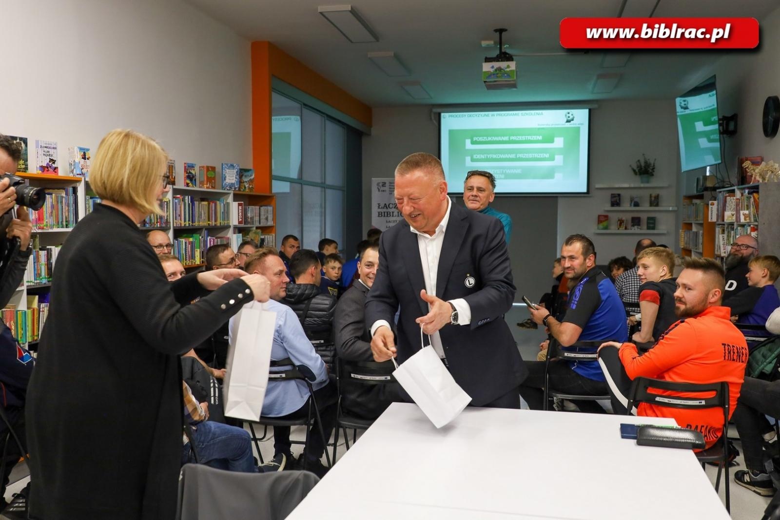 Zdjęcie w galerii na portalu naszraciborz.pl: Szef Akademii Legii Warszawa przyjechał do Raciborza wiadomości z regionu