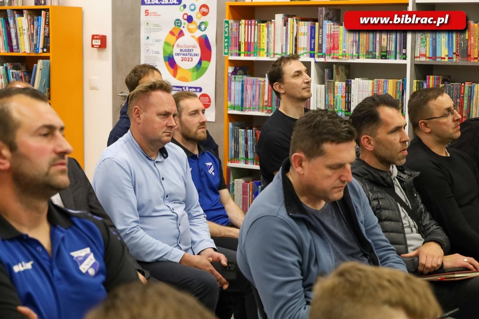 Zdjęcie w galerii na portalu naszraciborz.pl: Szef Akademii Legii Warszawa przyjechał do Raciborza wiadomości z regionu