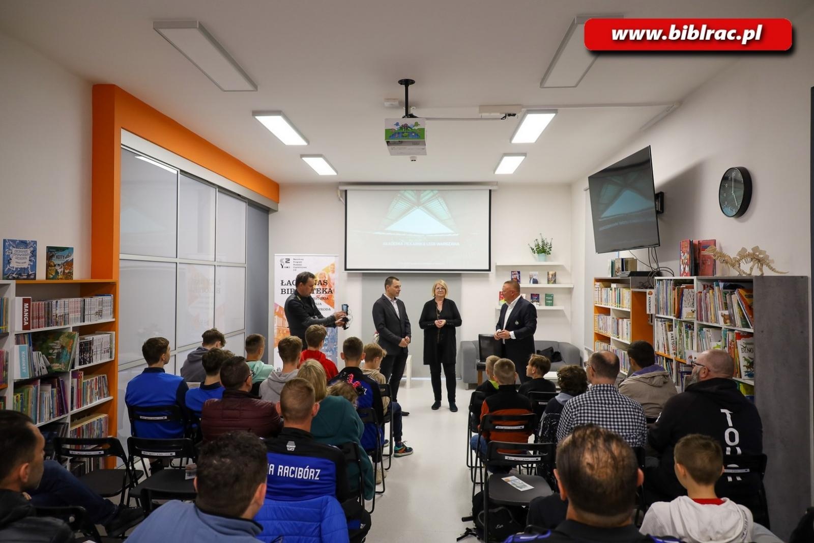 Zdjęcie w galerii na portalu naszraciborz.pl: Szef Akademii Legii Warszawa przyjechał do Raciborza wiadomości z regionu