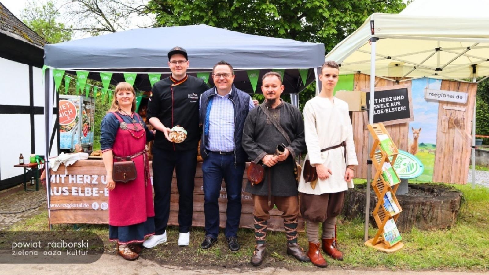 Zdjęcie w galerii na portalu naszraciborz.pl: Drengowie promowali nasz powiat w Niemczech wiadomości z regionu