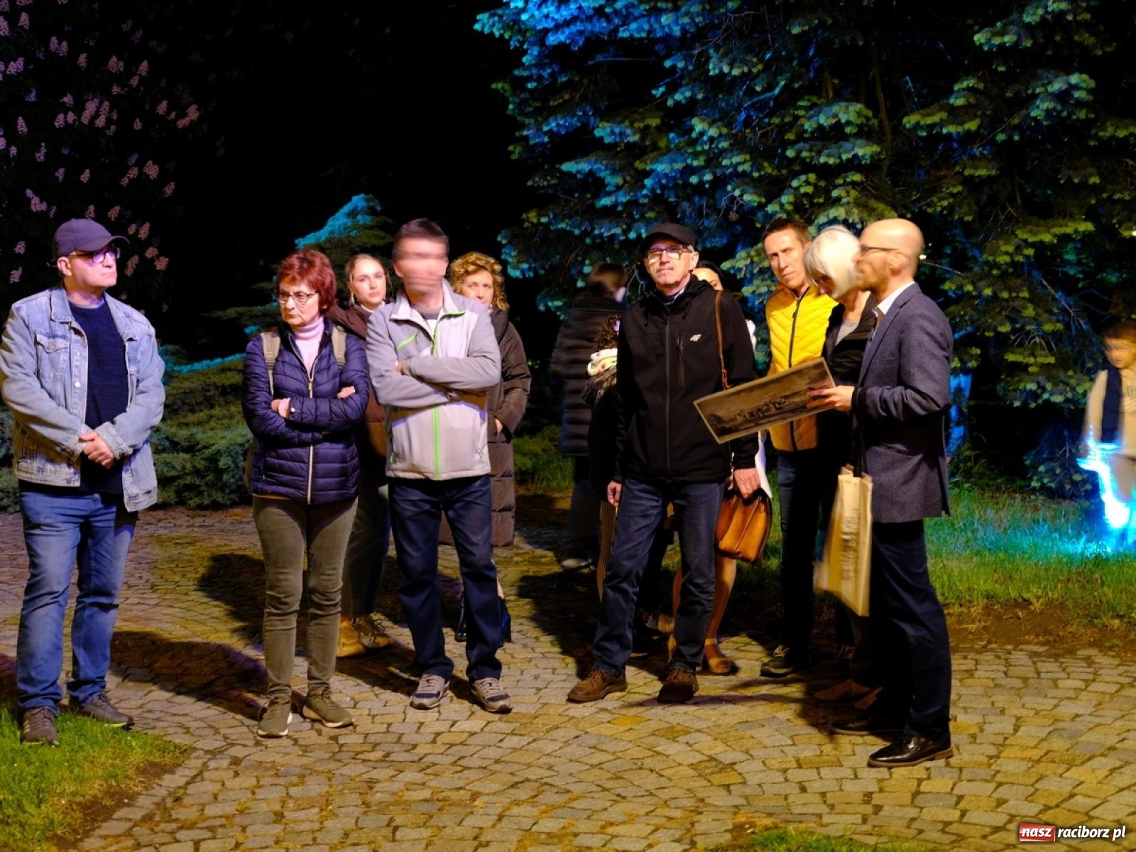 Zdjęcie w galerii na portalu naszraciborz.pl: Kleopatra, wystrzał i rozrywkowe rytmy 6na6. Noc w raciborskim Muzeum [FOTO i WIDEO] wiadomości z regionu