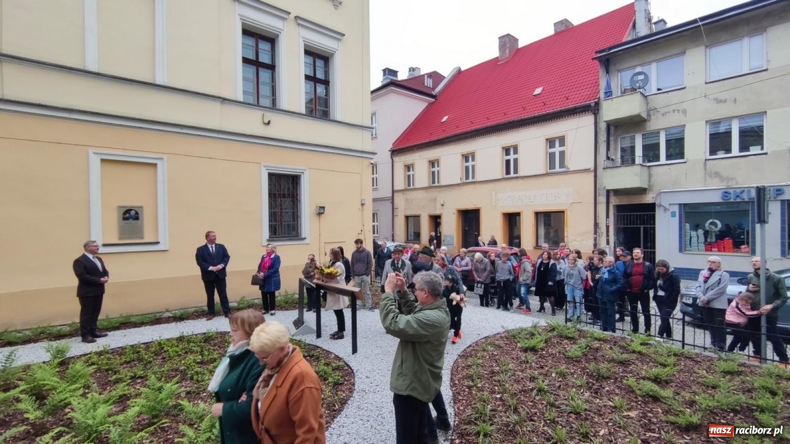 Zdjęcie w galerii na portalu naszraciborz.pl: Kleopatra, wystrzał i rozrywkowe rytmy 6na6. Noc w raciborskim Muzeum [FOTO i WIDEO] wiadomości z regionu