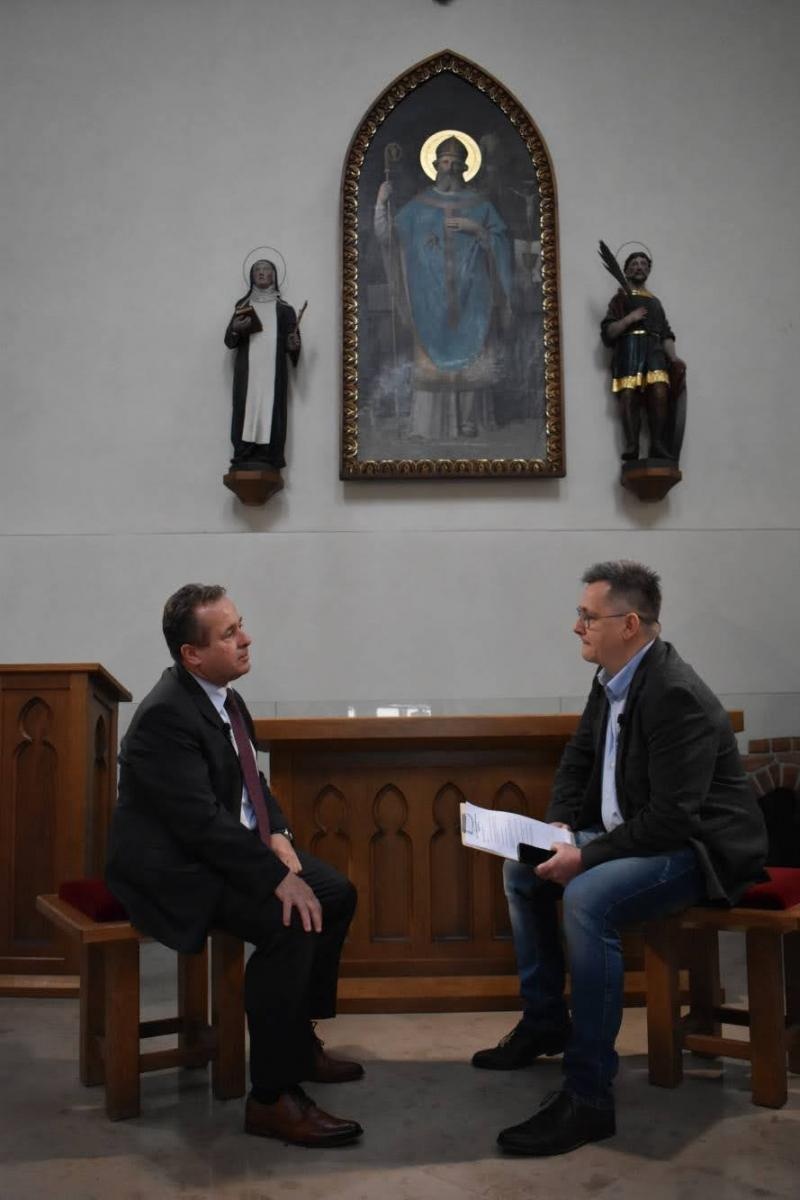 Zdjęcie w galerii na portalu naszraciborz.pl: Scena Premier Naukowych. Talk-show na Zamku Piastowskim za nami wiadomości z regionu